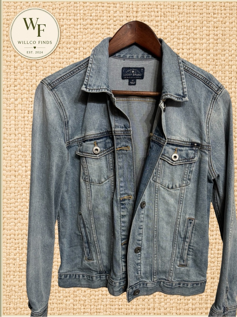 Lucky Brand Women’s Classic Denim Jacket Medium Light Wash Stretch Trucker